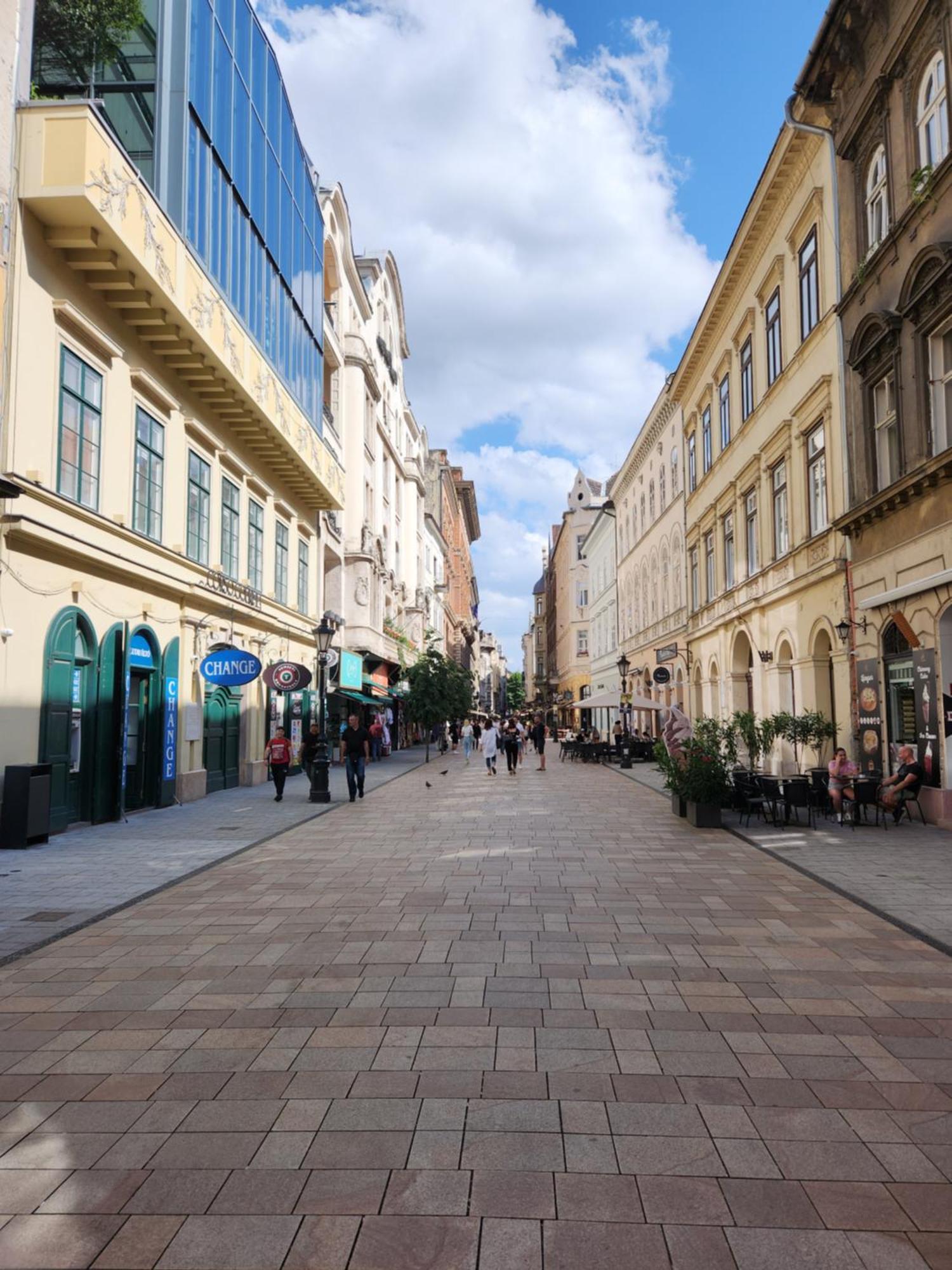 apartman Deisi Boedapest Buitenkant foto