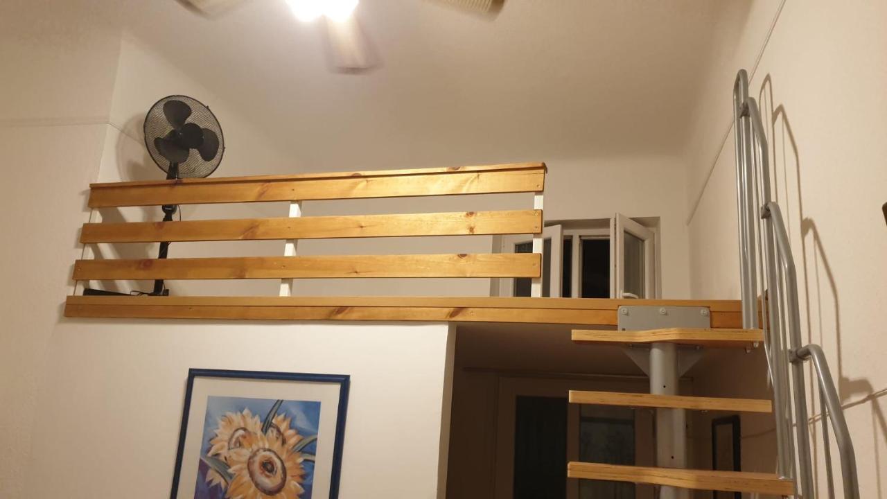 apartman Deisi Boedapest Buitenkant foto